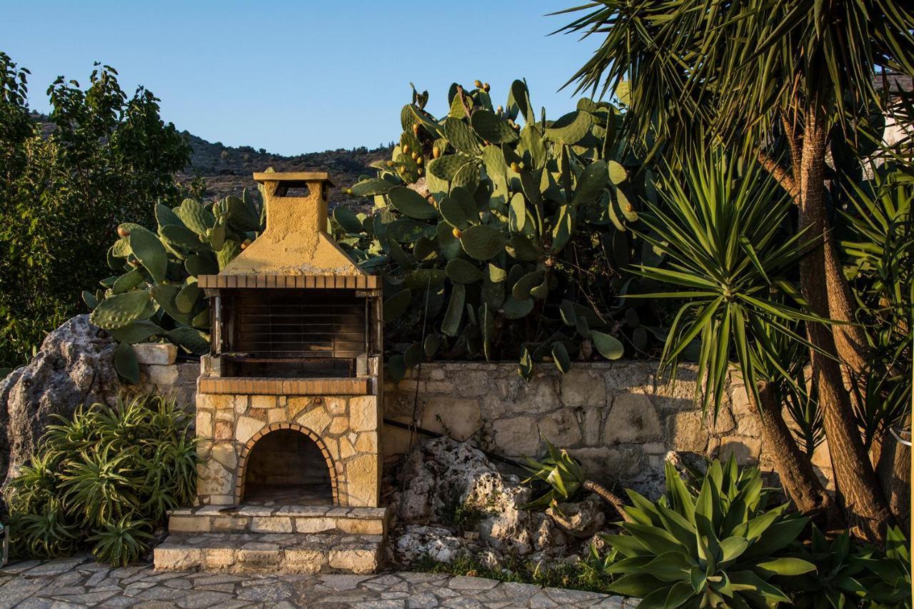 Villa Manos Kalamítsion Amigdhálion المظهر الخارجي الصورة
